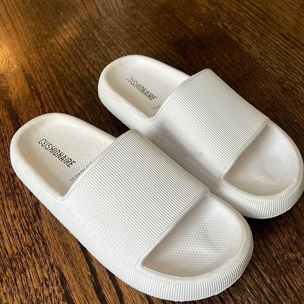 Cushionare Slides